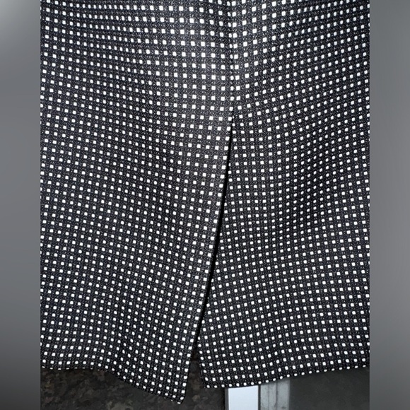 Black Label by Evan Picone 6 black with white tiny polka dots lined pencil skirt - Picture 6 of 9